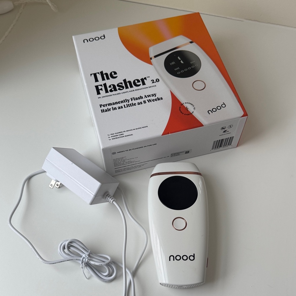 nood The Flasher 2.0 White Home IPL Hair Removal Device